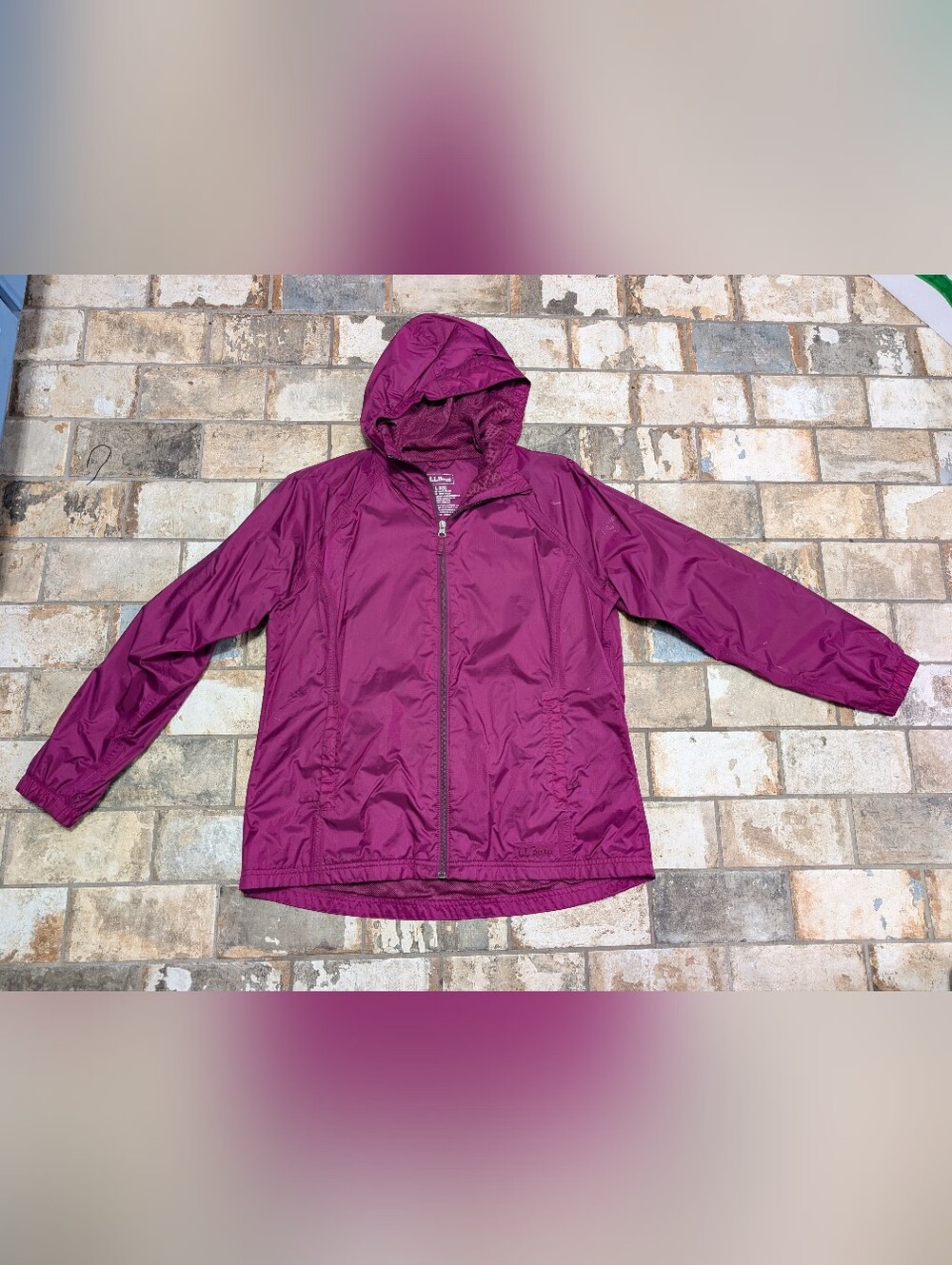L.L. Bean Magenta Purple Lightweight Hooded Rain Jacket - Women's Size Large